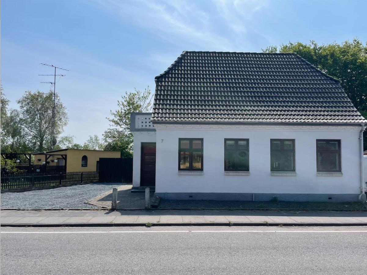 Hyggeligt Sommerhus I Jerup Ngoại thất bức ảnh